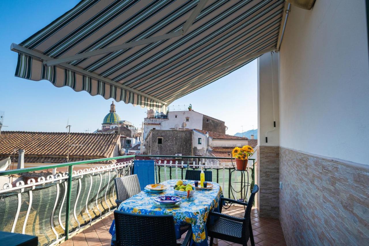 Casa Teresa Nel Centro Di Vietri Apartment Екстериор снимка